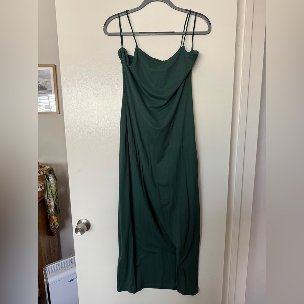 Lillusory Green scoop back maxi dress